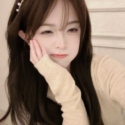 一个攞景的少年